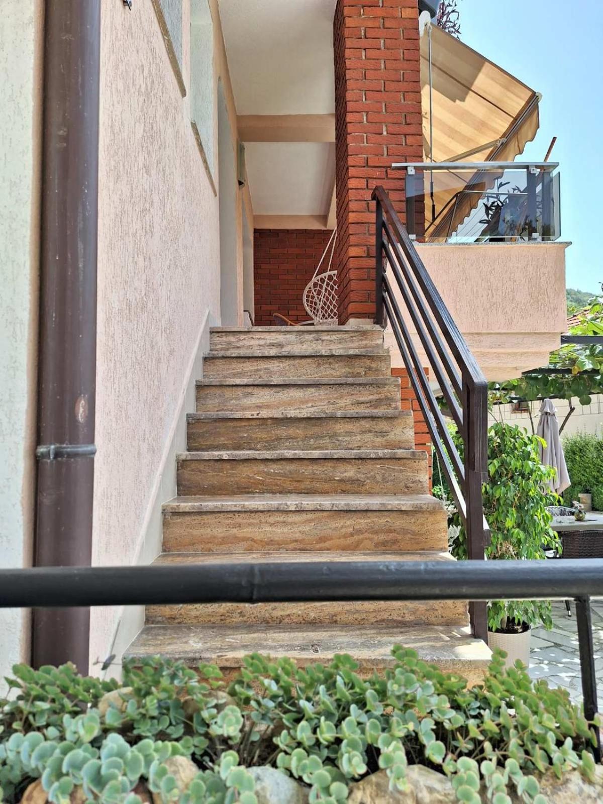 Apartments Chemenko Konjsko Екстериор снимка