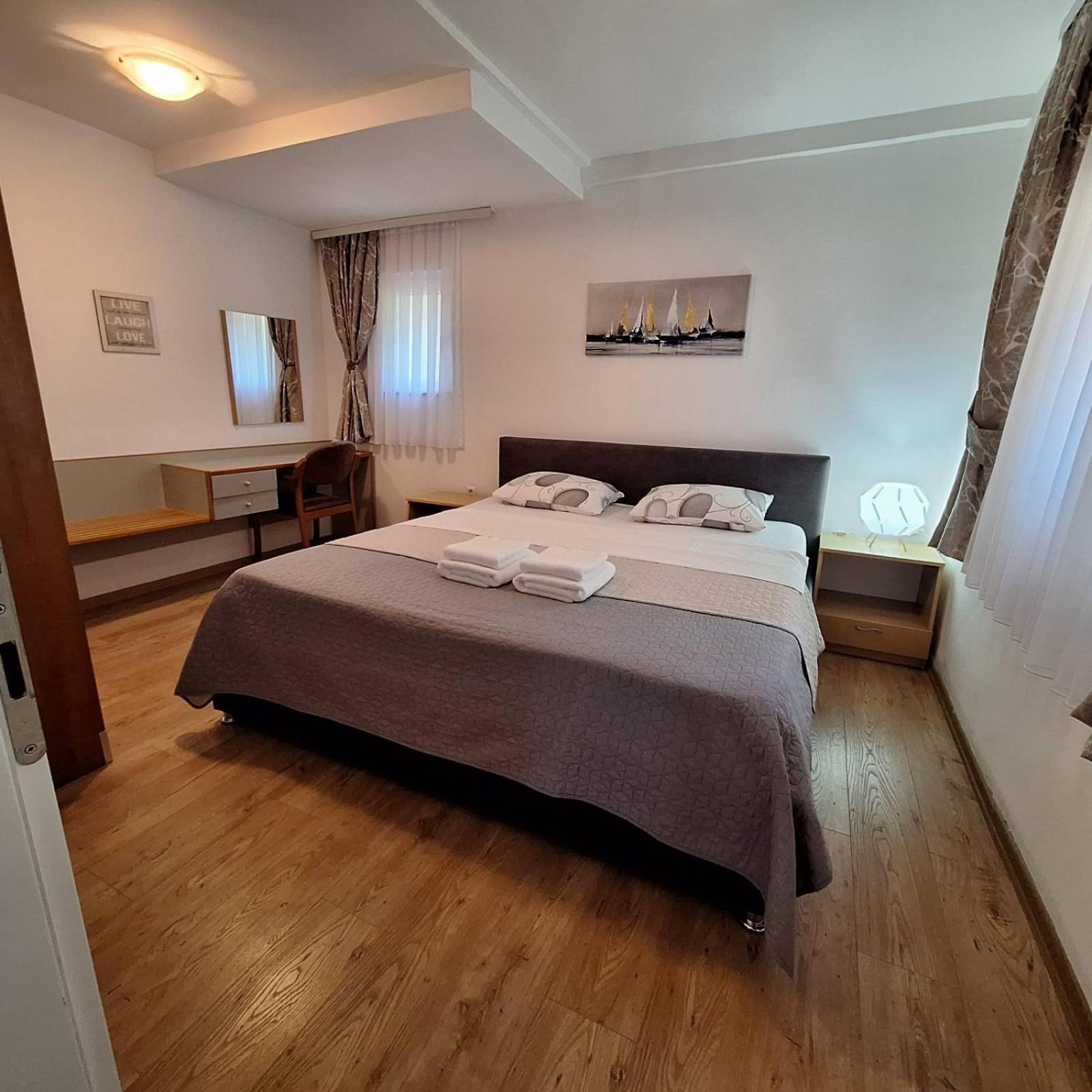 Apartments Chemenko Konjsko Екстериор снимка